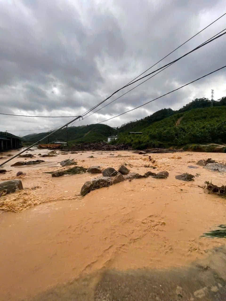 Không thể tin nổi chỉ sau một đêm nhiều xã vùng cao tại Bắc Ninh bị ngập úng do mưa lũ