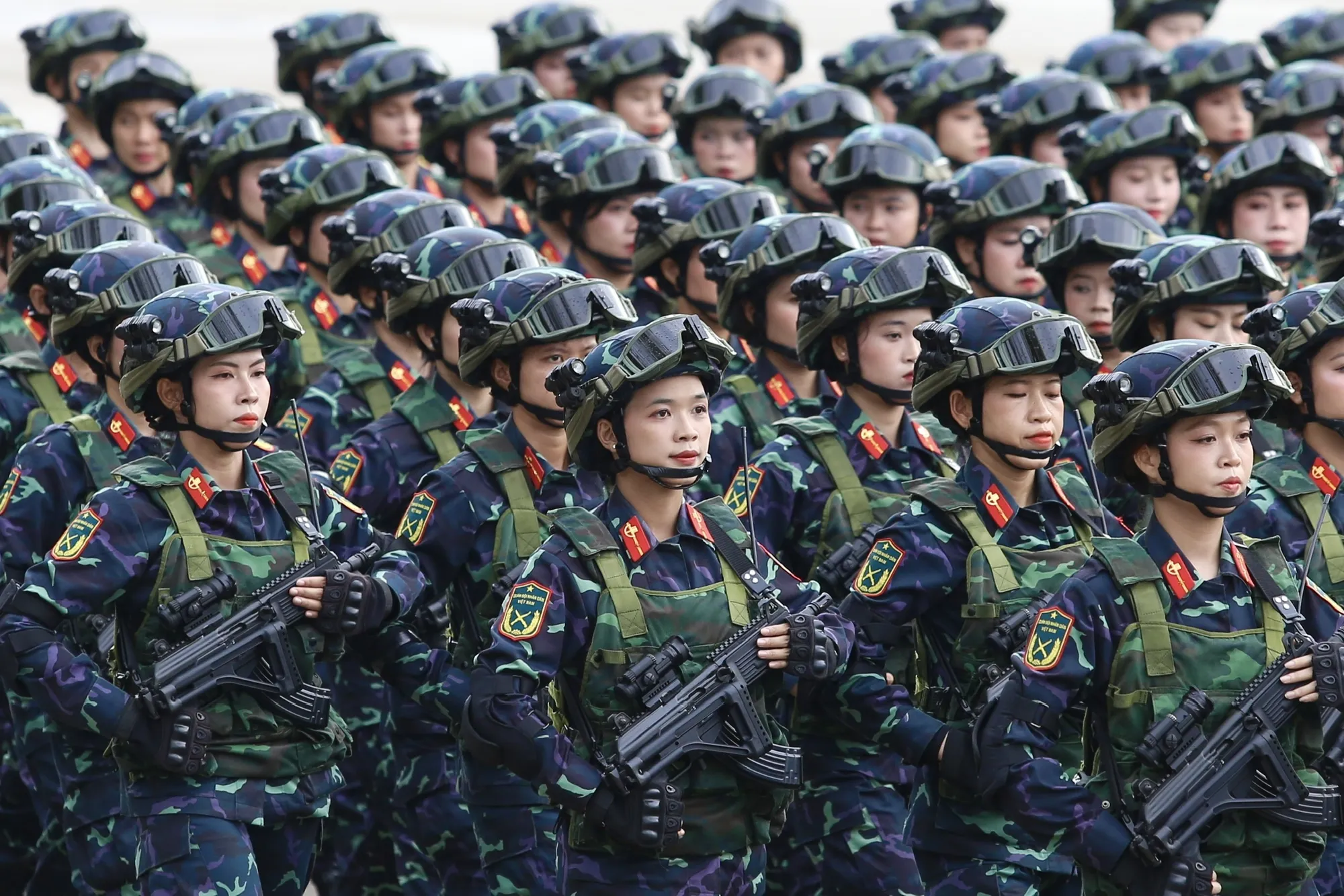 Ngắm các ‘bóng hồng thép’ rạng rỡ tại tổng duyệt diễu binh, diễu hành A80
